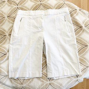 SOLD❗️IZOD Golf Shorts Size 8 White Stretch